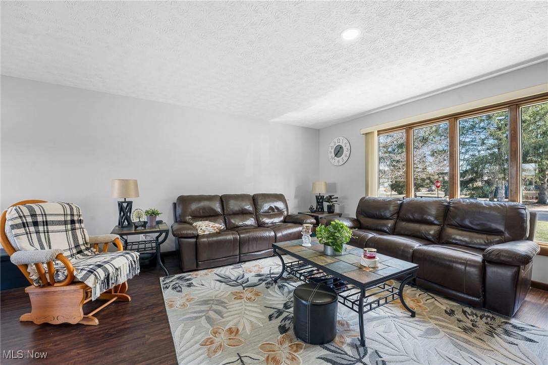 Canton, OH 44721,3597 Donegal DR NE