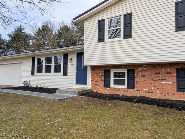 Hartville, OH 44632,1091 Peony ST NW