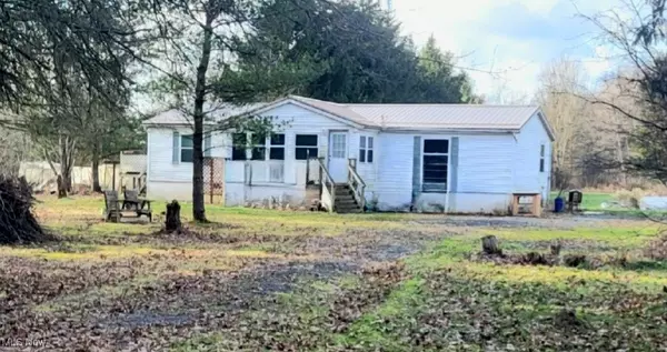 8867 N Park AVE,  North Bloomfield,  OH 44450