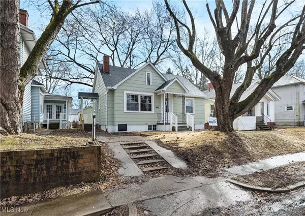 Zanesville, OH 43701,860 Lexington AVE