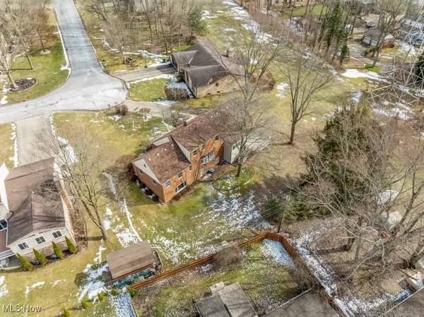 Canton, OH 44705,2300 Bur Oak ST NE