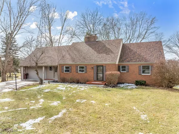 Canton, OH 44705,2300 Bur Oak ST NE