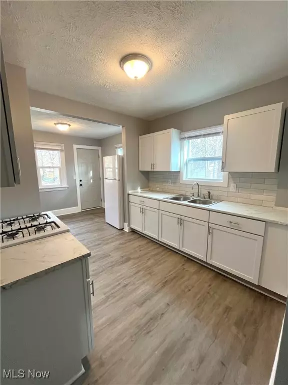 827 Inman ST Akron, OH 44306