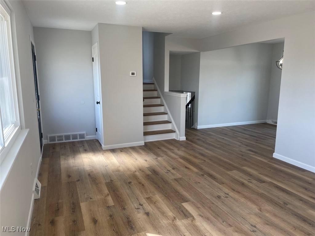 Eastlake, OH 44095,32871 Edward AVE
