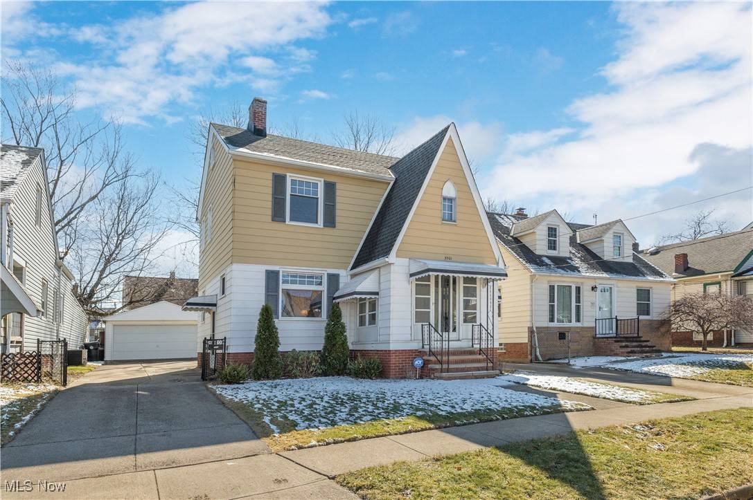 5501 Delora AVE, Cleveland, OH 44144