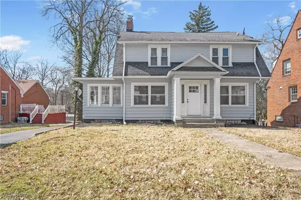 270 Storer AVE, Akron, OH 44302