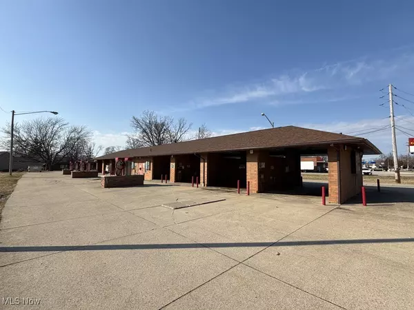 Eastlake, OH 44095,36161 Lake Shore BLVD