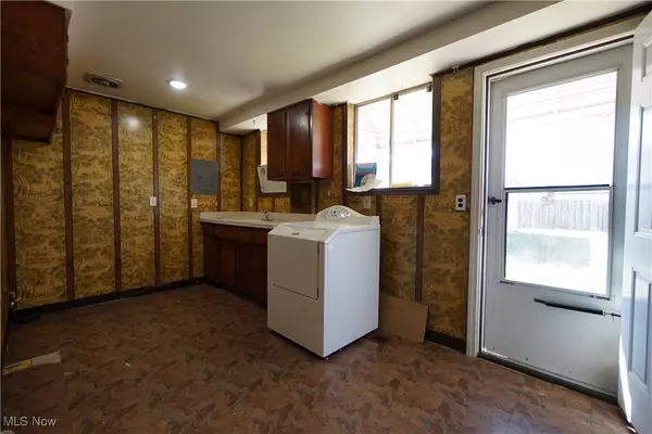 Cleveland, OH 44135,4286 W 152nd ST
