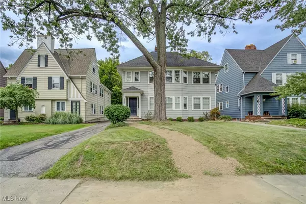 17611 Winslow RD,  Shaker Heights,  OH 44120