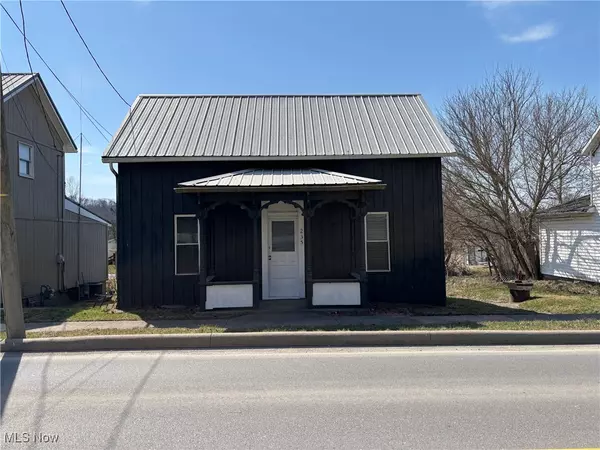 235 Main ST, OH 43717