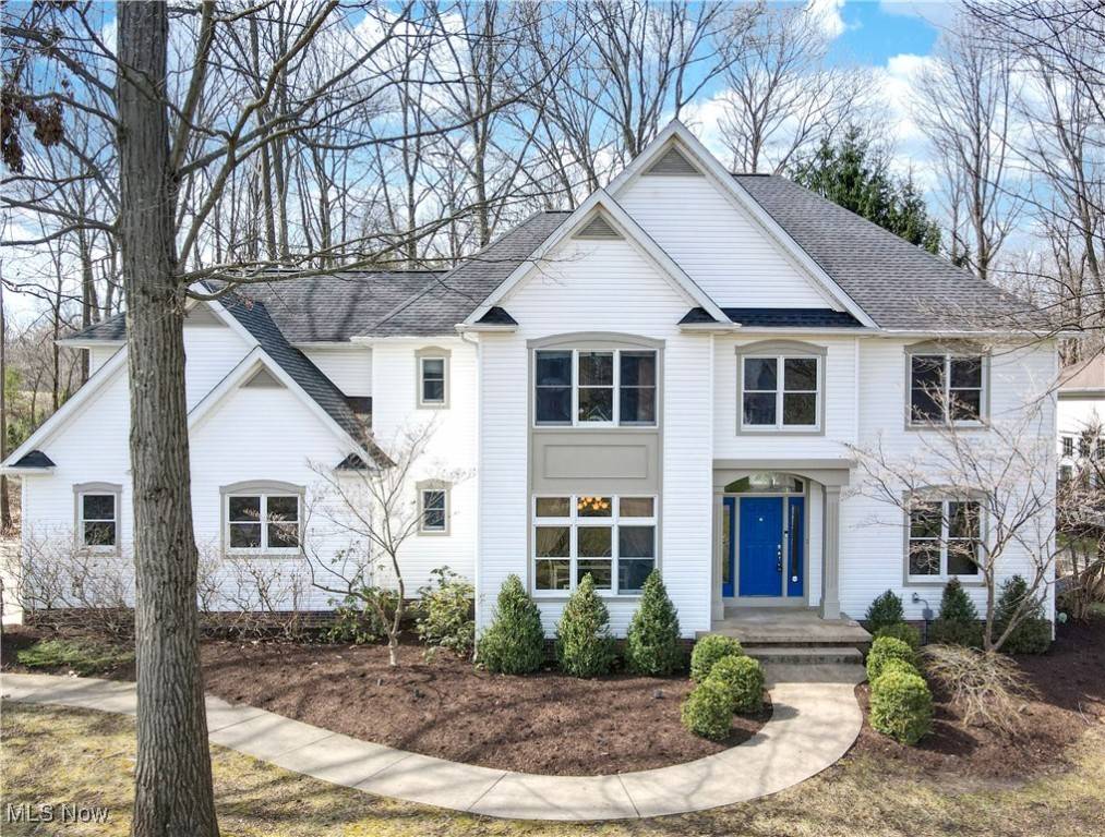 5474 Weeping Willow DR, Hudson, OH 44236