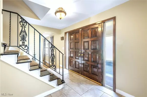 Warren, OH 44484,9247 Chalfonte DR NE