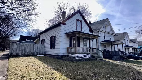 344 E Thornton ST, Akron, OH 44311