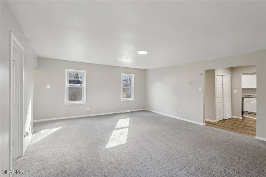 Mentor-on-the-lake, OH 44060,7358 Shamrock DR