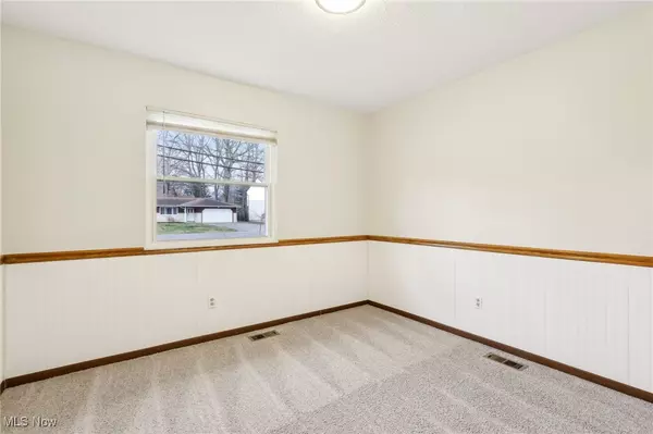 Mentor, OH 44060,5575 Orchid AVE