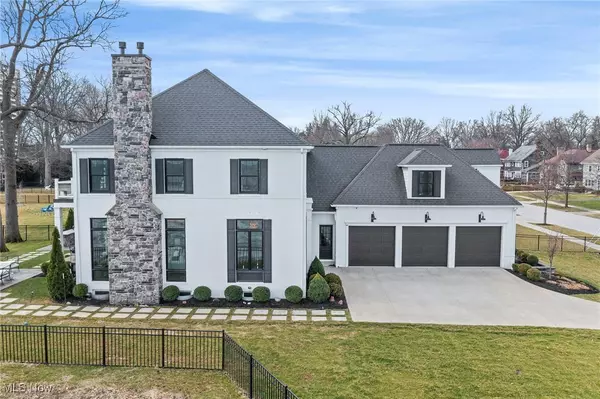 Lakewood, OH 44107,1015 Nicholson AVE