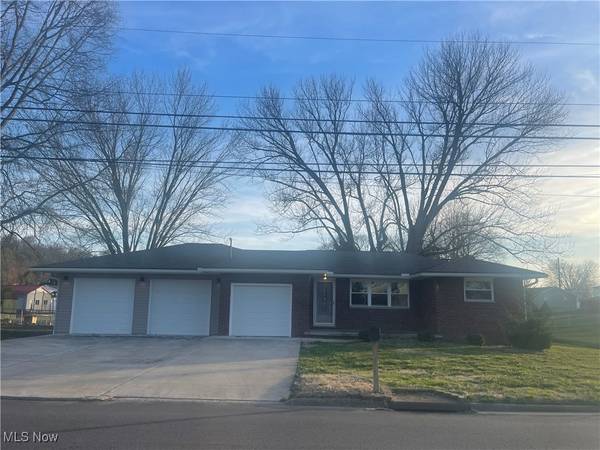 1306 23rd ST, Vienna, WV 26105
