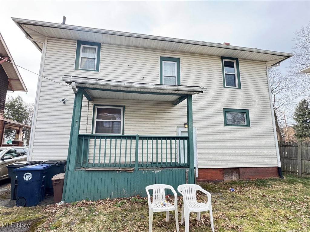Akron, OH 44305,799 E Buchtel AVE