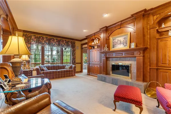 Canton, OH 44718,6882 Chillingsworth CIR NW