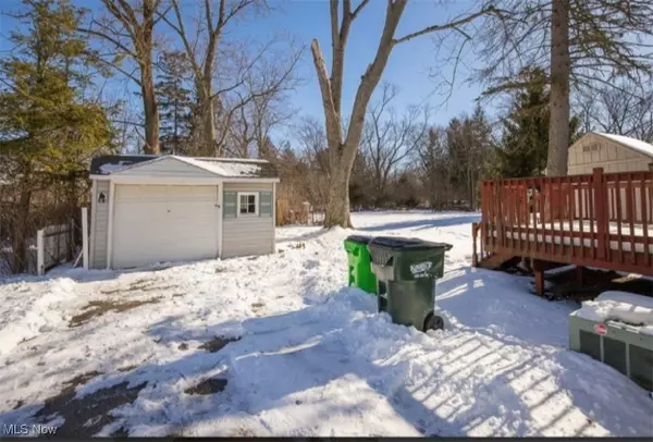 Bedford, OH 44146,733 High ST