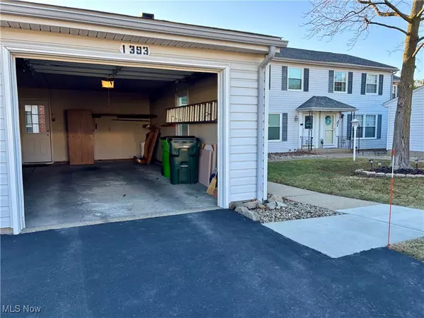 Barberton, OH 44203,1393 S Azalea BLVD