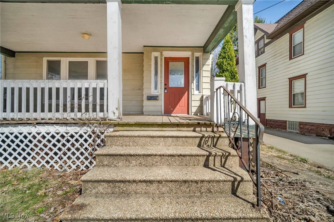Akron, OH 44302,243 S Balch ST