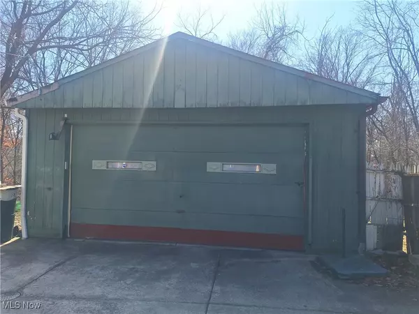 Garfield Heights, OH 44105,13716 Alvin AVE