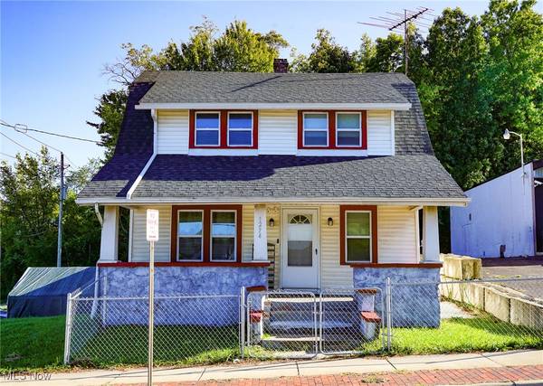 1274 E Tallmadge AVE,  Akron,  OH 44310