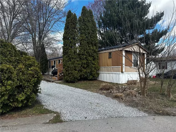 Apple Creek, OH 44606,65 Melody LN