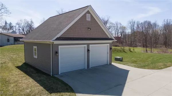 Mantua, OH 44255,9619 Limeridge RD