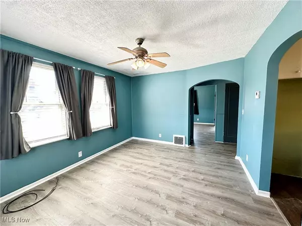 Wellsburg, WV 26070,87R 26th ST