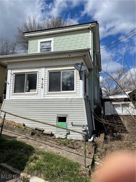 106 5th ST, Bridgeport, OH 43912