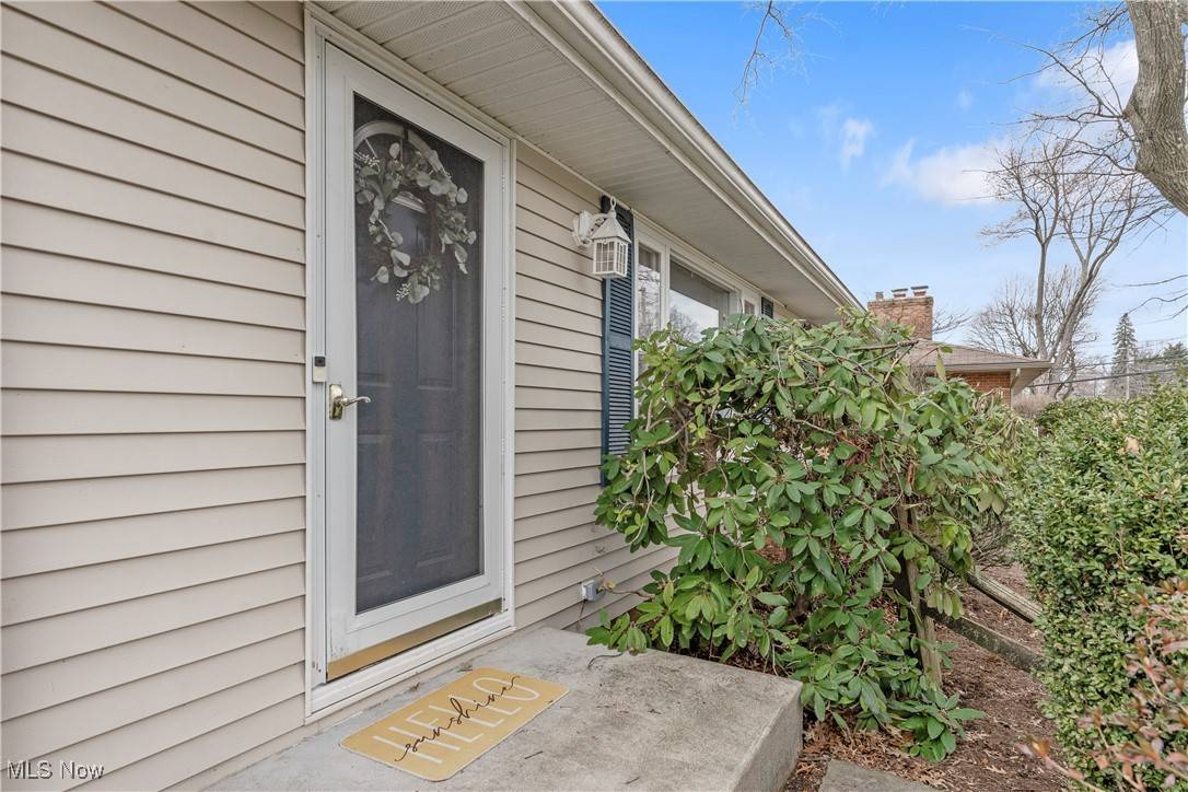 North Canton, OH 44720,132 Maplecrest ST SW