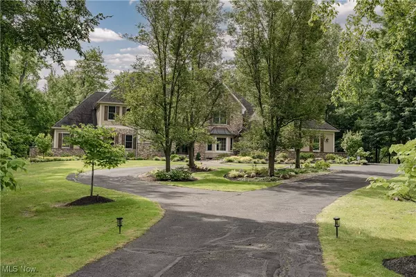 Solon, OH 44139,35906 Solon RD