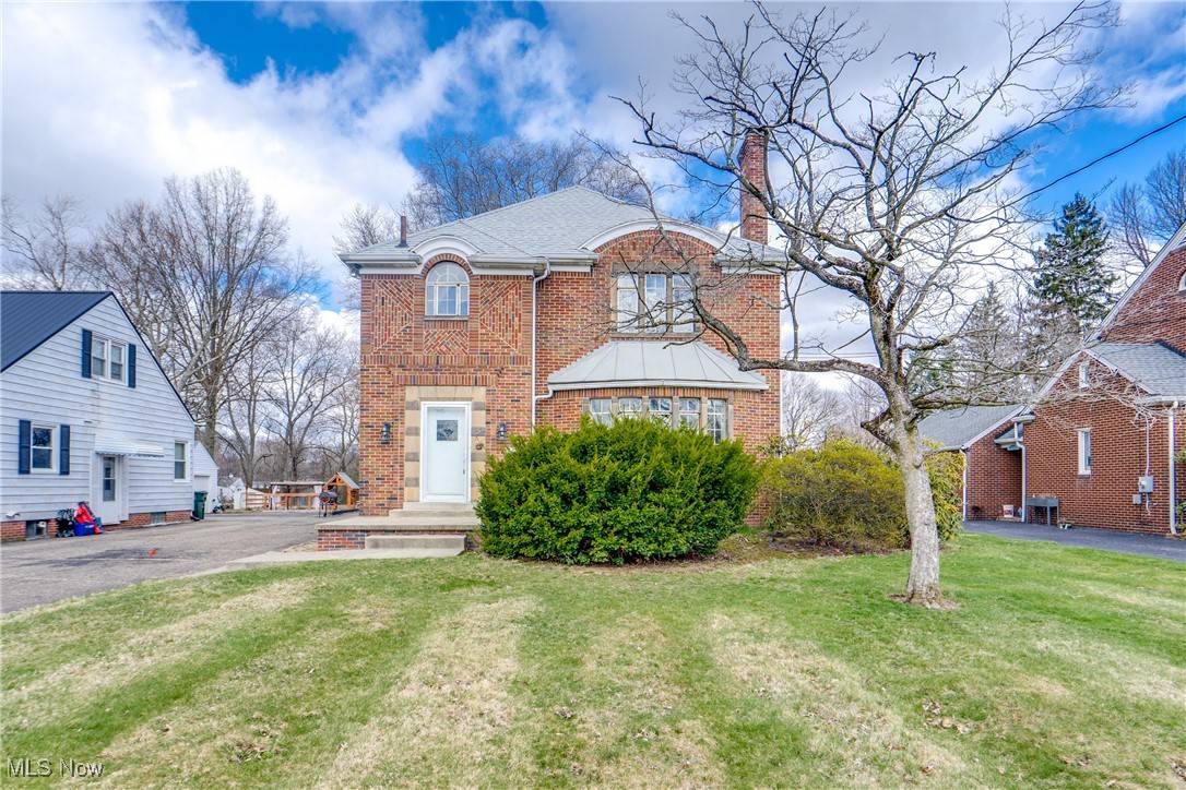 323 37th ST NW, Canton, OH 44709