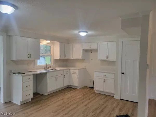 Shreve, OH 44676,5612 Force RD