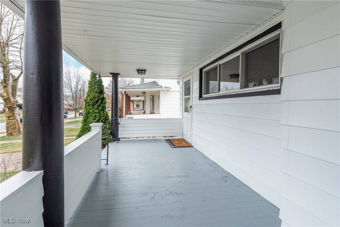 Lakewood, OH 44107,1587 Cohassett AVE