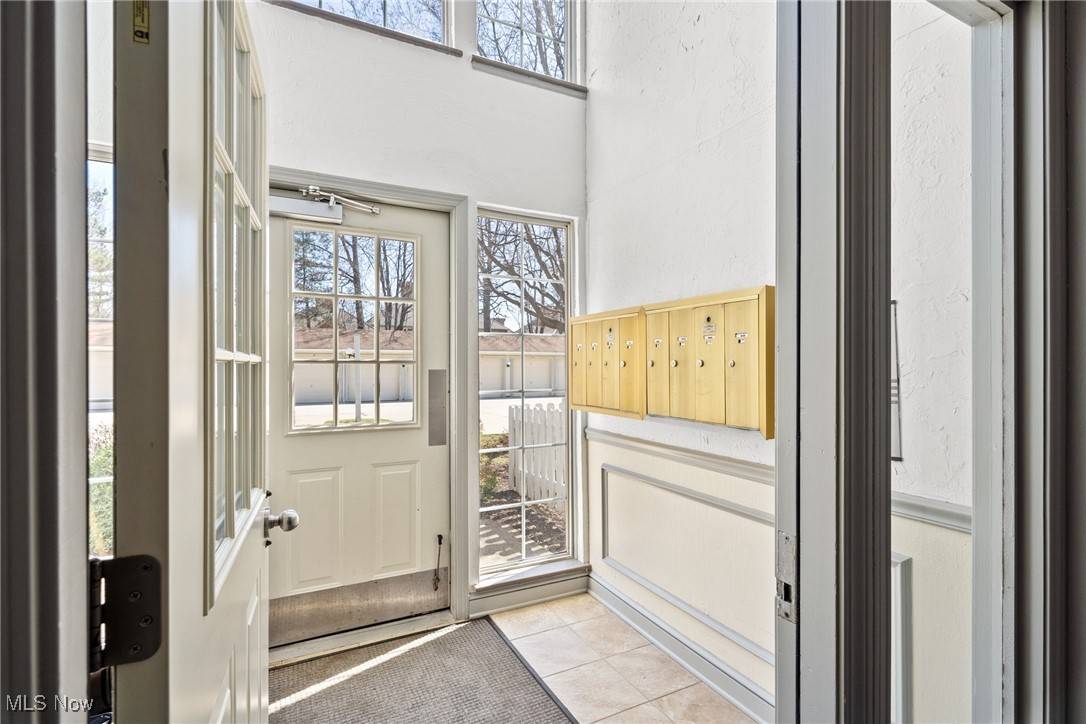 Westlake, OH 44145,2820 N Bay DR #P16