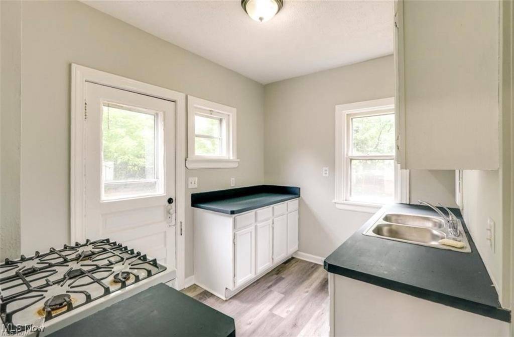 South Euclid, OH 44121,1357 Brookline RD