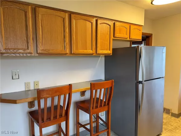 Barberton, OH 44203,579 Robinson AVE