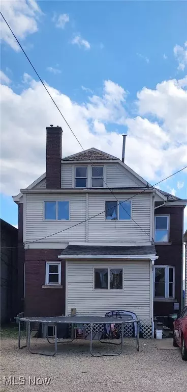 Zanesville, OH 43701,833 Market