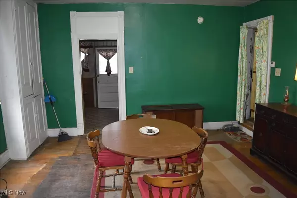 Martins Ferry, OH 43935,513 Union ST