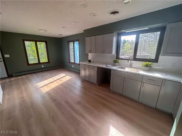 Canfield, OH 44406,3013 Whispering Pines DR