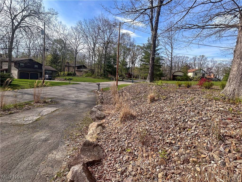 Canfield, OH 44406,3013 Whispering Pines DR