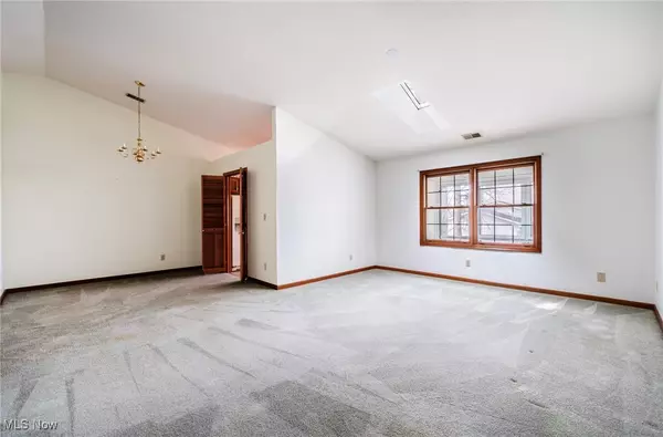 1348 Fox Run DR #2 Boardman, OH 44512