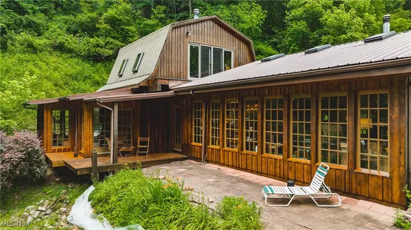 Arnoldsburg, WV 25234,1000 Coon Fork RD