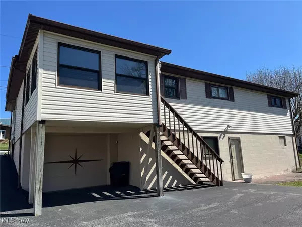 Hopedale, OH 43976,610 East ST