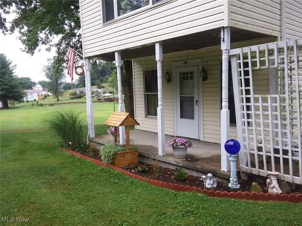 Wellsville, OH 43968,2052 Campground RD