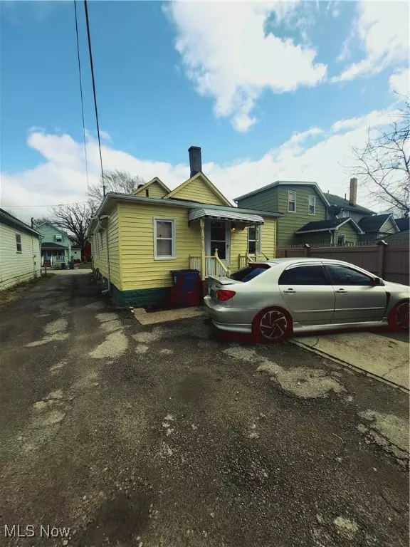 Lorain, OH 44052,2342 Lexington AVE