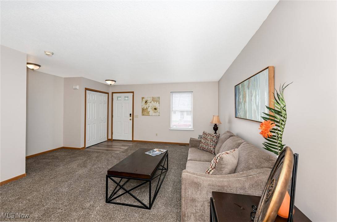Akron, OH 44320,1072 Peerless AVE